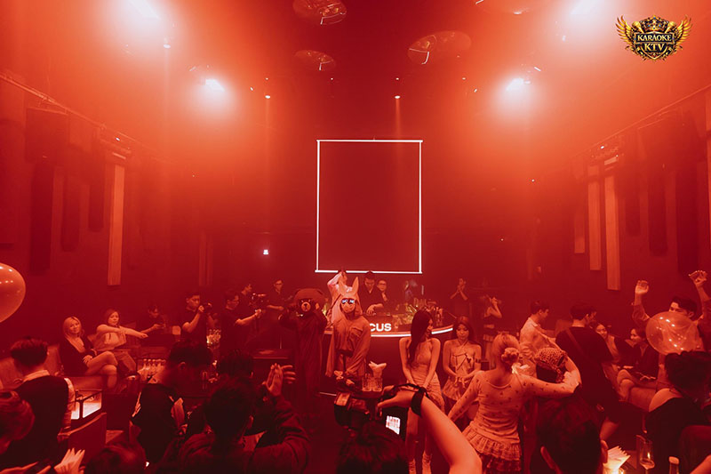 Trải nghiệm karaoke và giải trí tại Asi Club