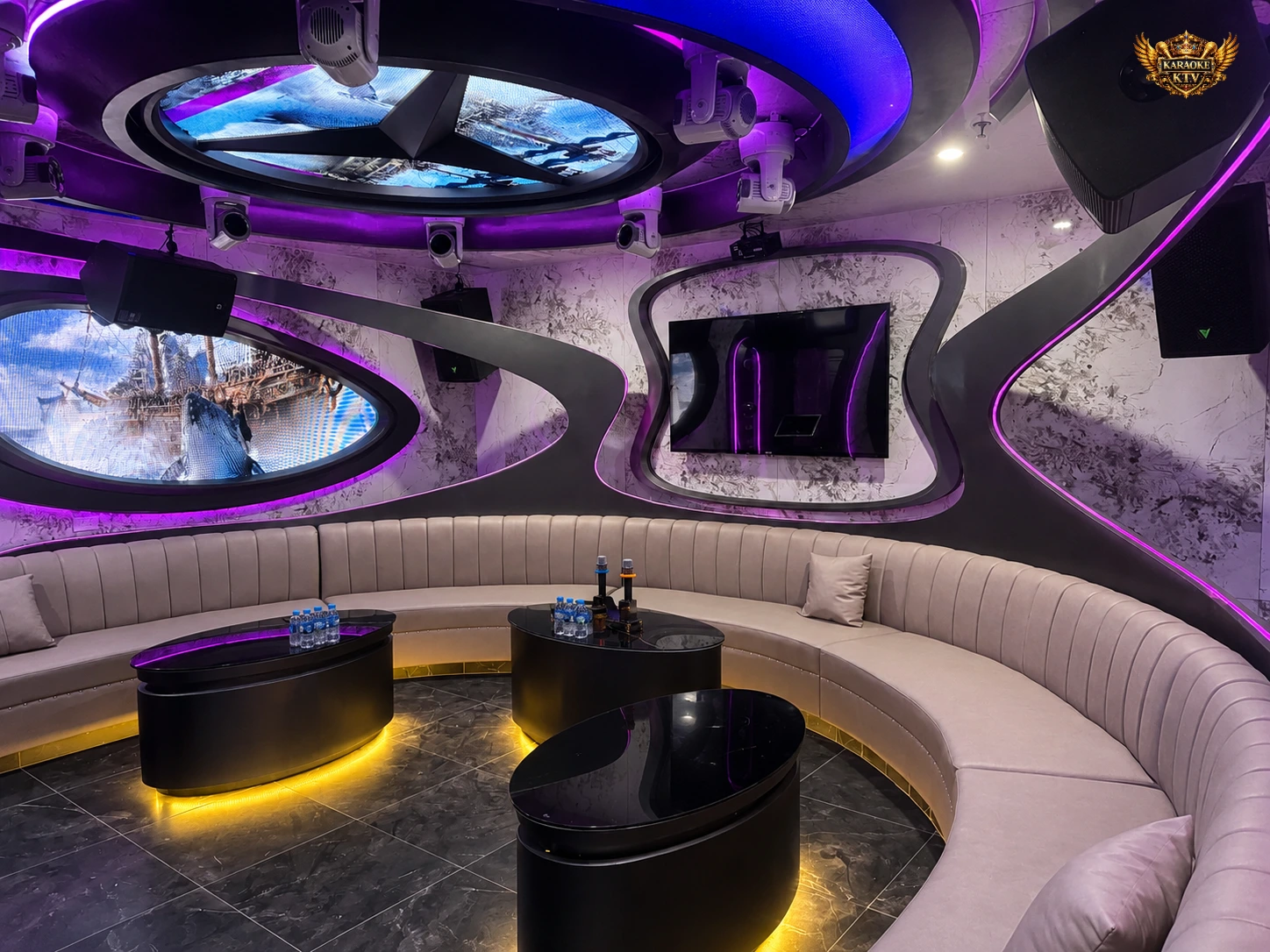Không gian Karaoke Tự Do KTV Hoài Đức