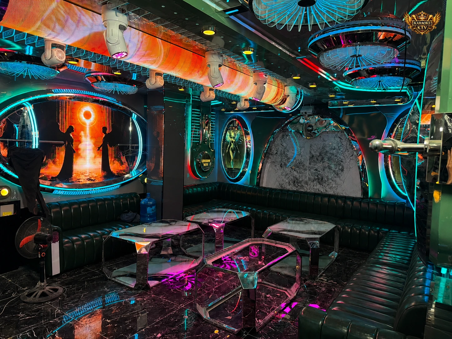 Kiến trúc Tân cổ điển Hoàng gia tại London KTV